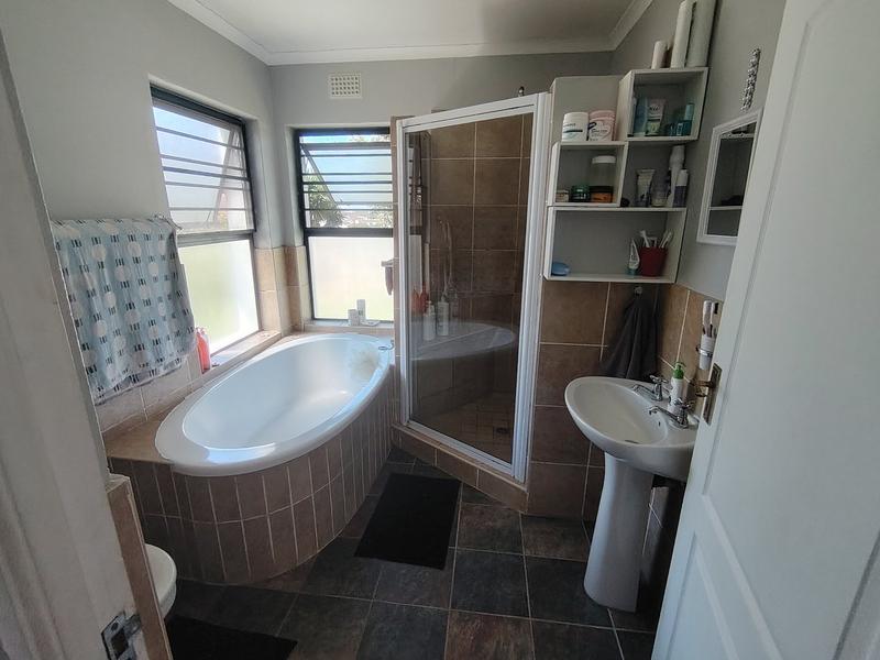 3 Bedroom Property for Sale in Aston Bay Eastern Cape